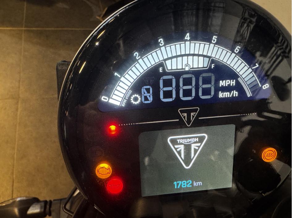 TRIUMPH SPEED TWIN 1200