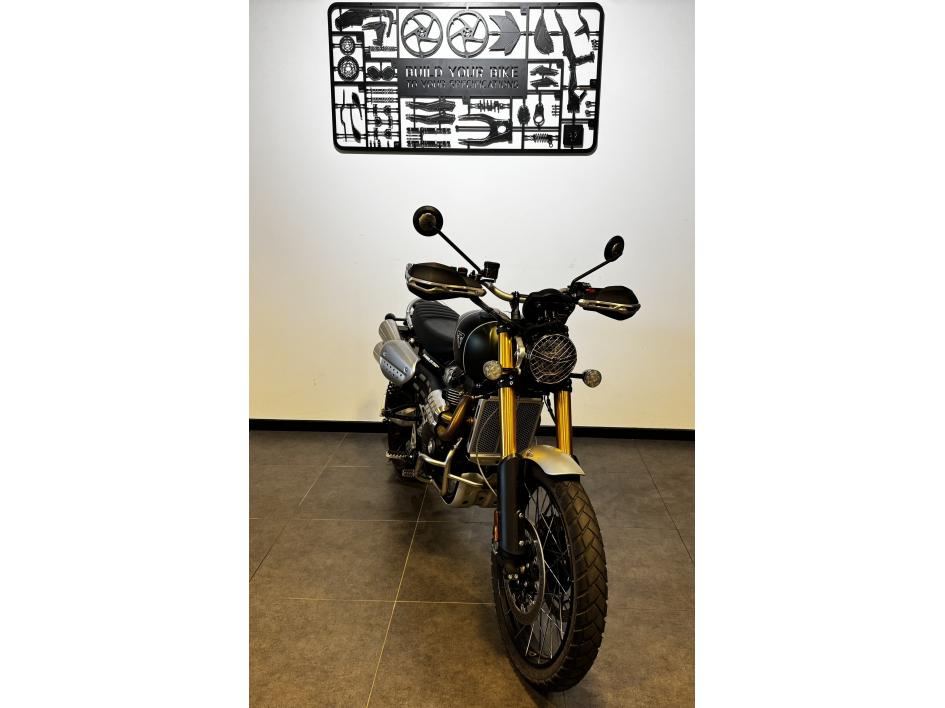 TRIUMPH SCRAMBLER 1200 XE