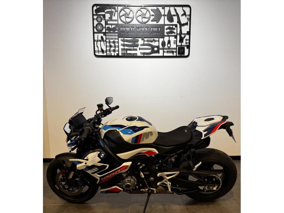 BMW M 1000R