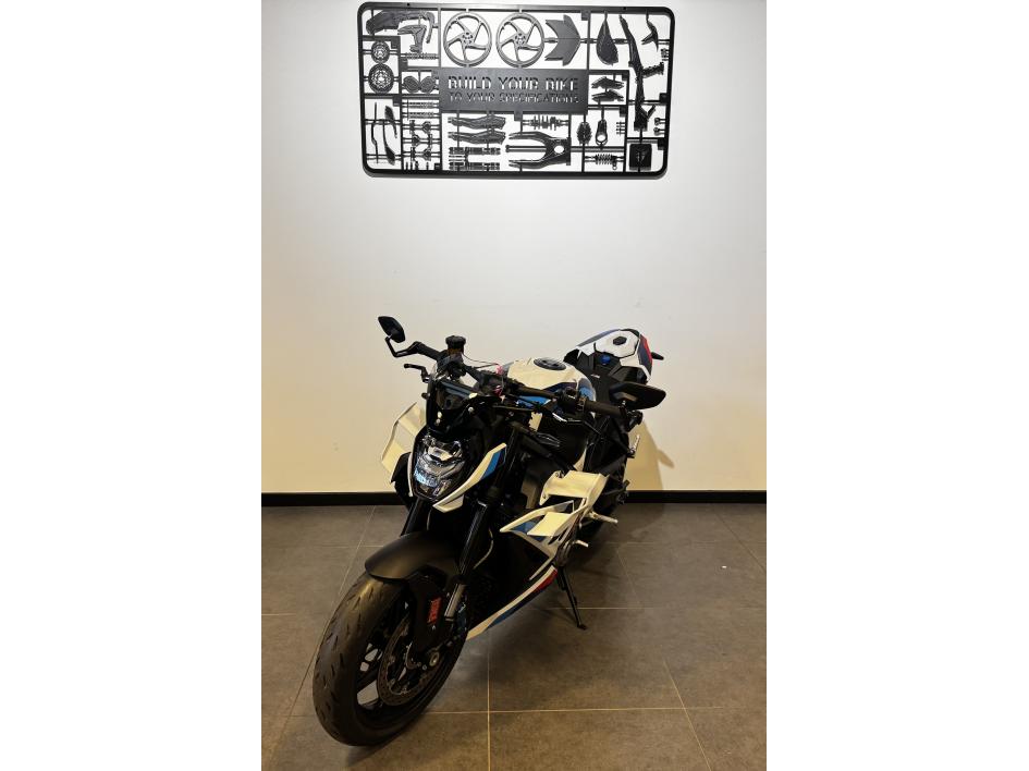 BMW M 1000R