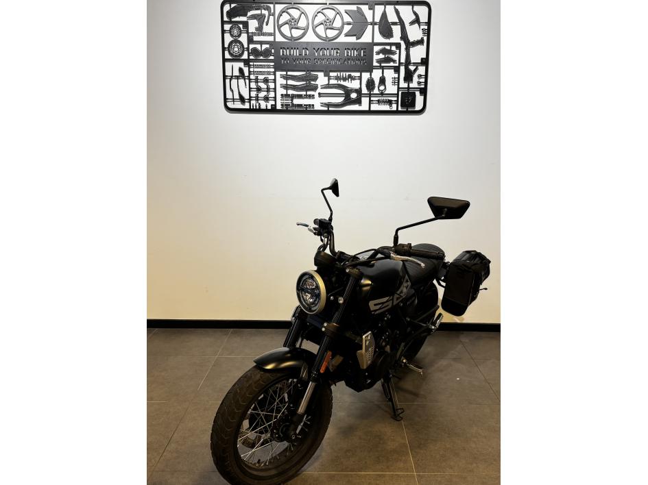 BRIXTON MOTORCYCLES CROSSFIRE 500X
