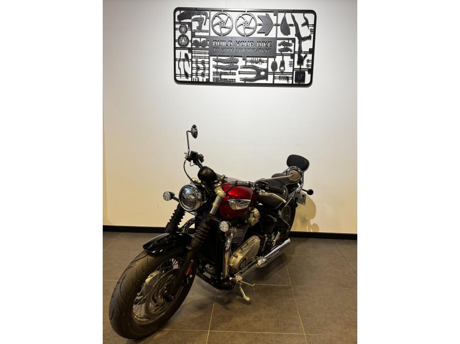 TRIUMPH SPEEDMASTER 1200