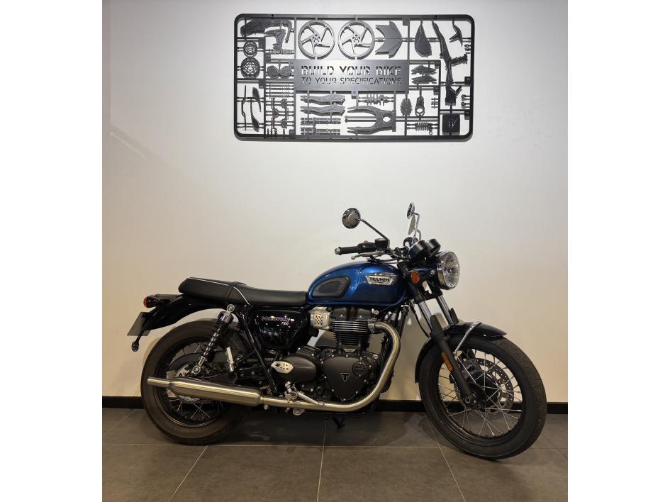 TRIUMPH Bonneville T100