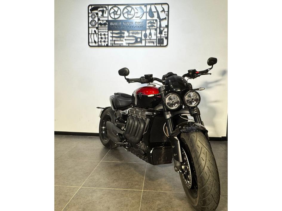 TRIUMPH ROCKET 3 R STORM