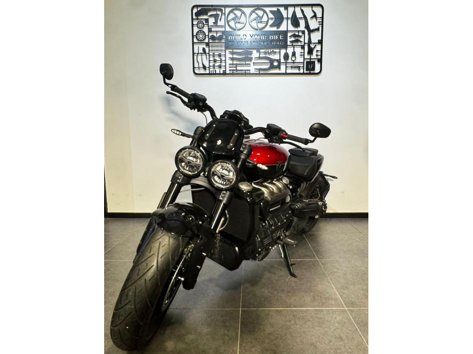 TRIUMPH ROCKET 3 R STORM