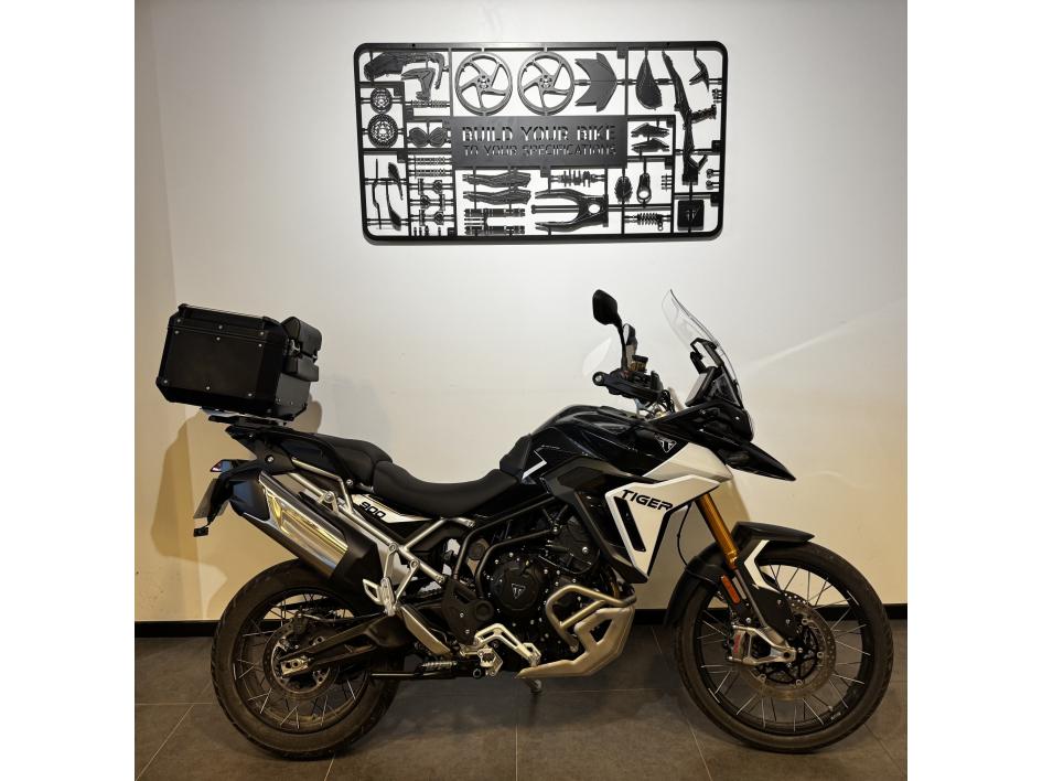 TRIUMPH TIGER 900 RALLY PRO