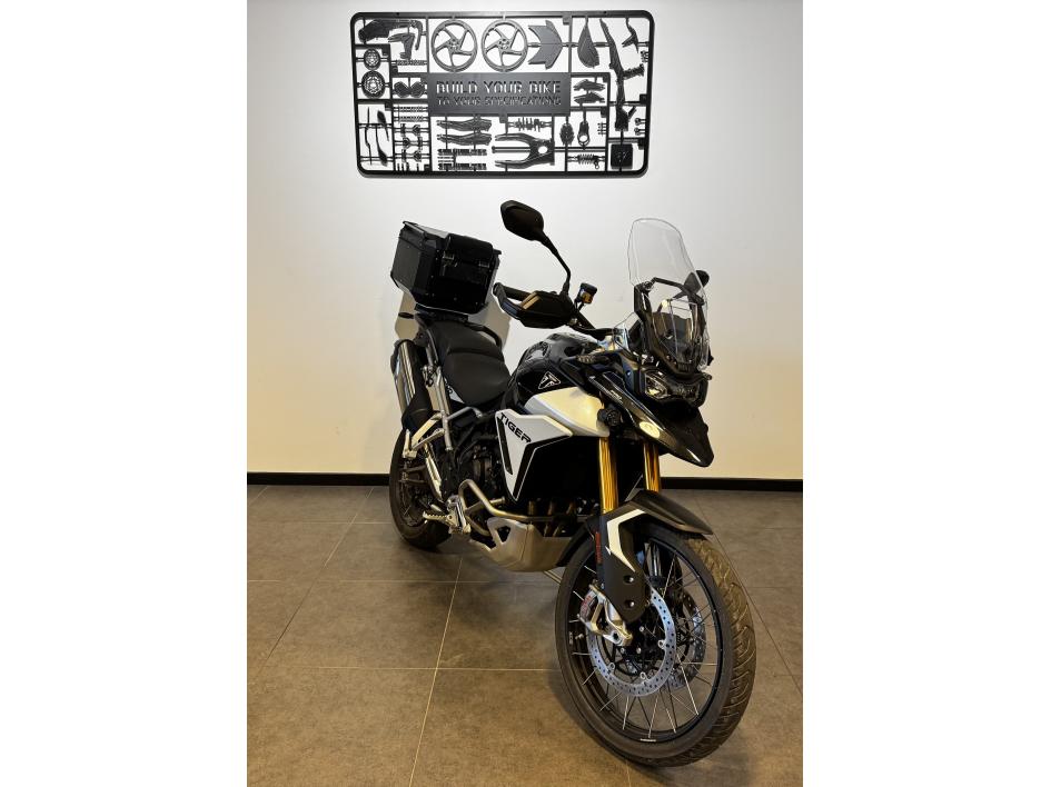 TRIUMPH TIGER 900 RALLY PRO