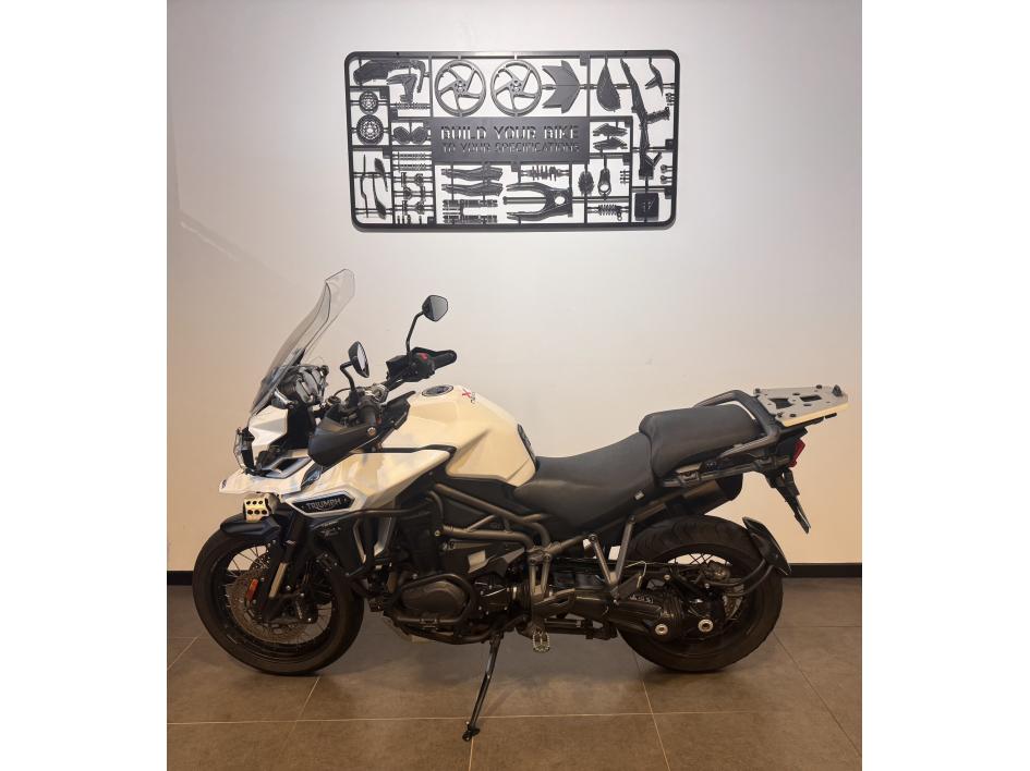 TRIUMPH TIGER 1200 EXPLORER XCA 